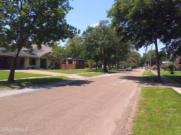 $359,500 | 207 East Percy Street, Indianola, MS 38751