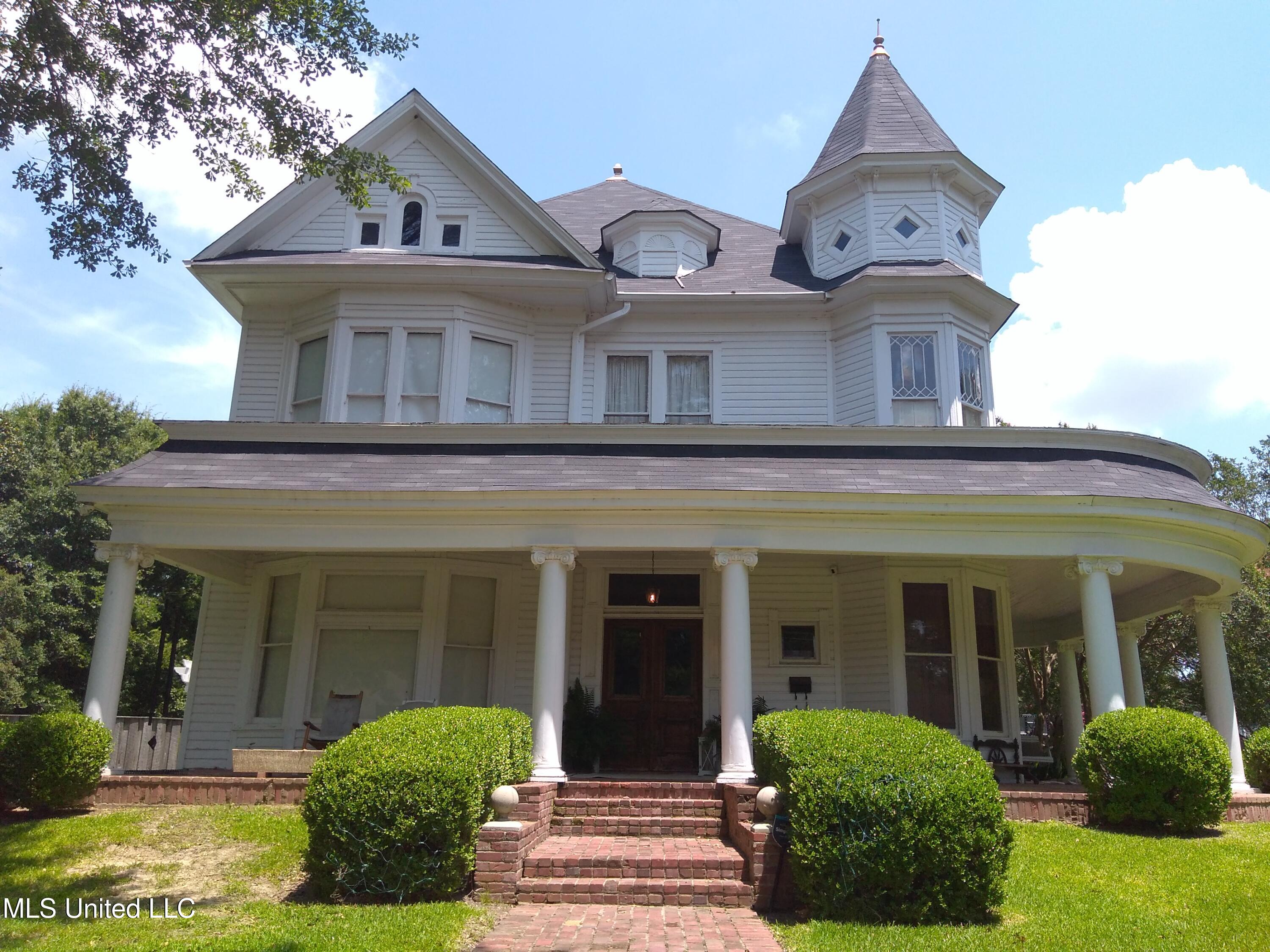 207 East Percy Street Indianola, MS 38751 - Photo 7 of 38 IMG_20250628_121723506