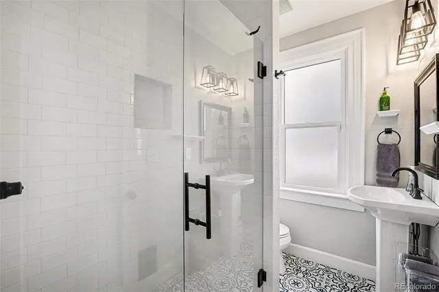 $999,999 | 501 South Washington Street, Denver, CO 80209