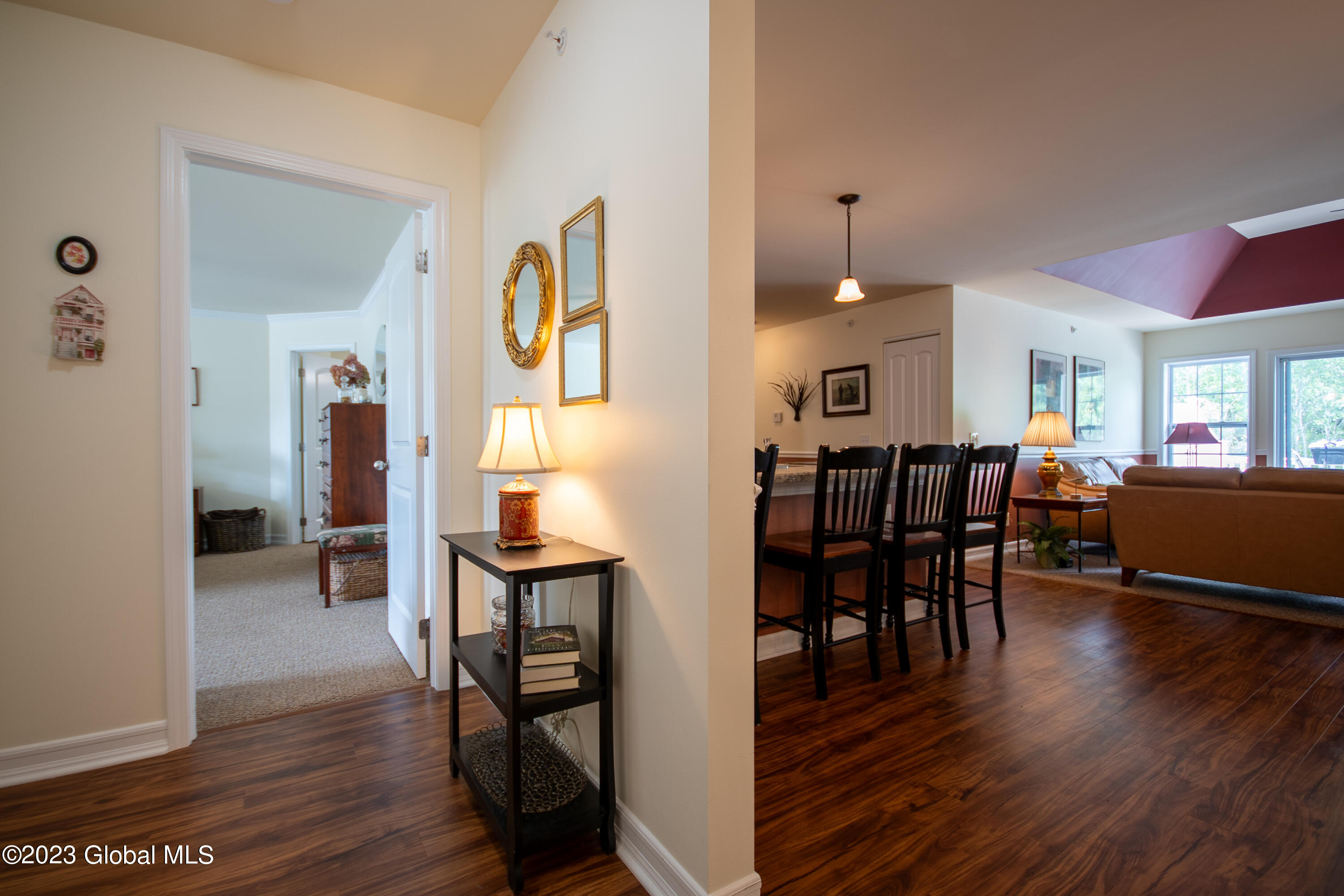 104 Paddock Circle Rotterdam, NY 12306 - Photo 4 of 33 3