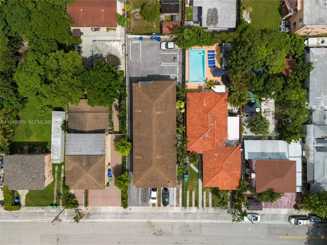 $1,850 | 979 Southwest 10th Street, Unit 4, Miami, FL 33130