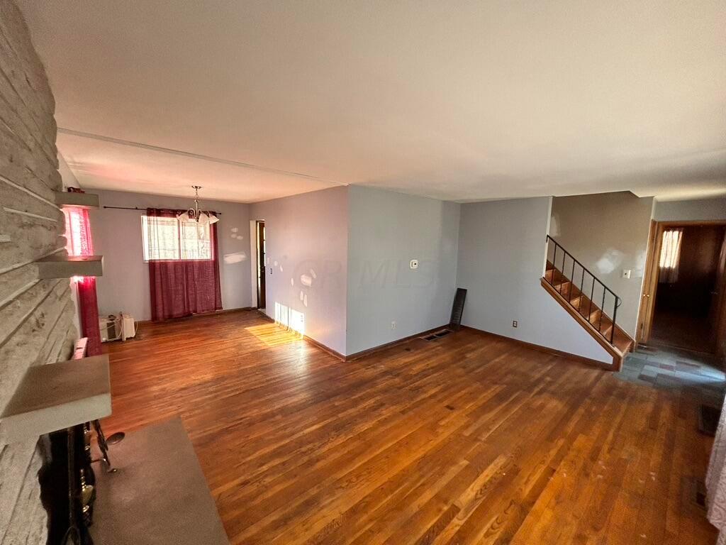 1449 Coburg Road Columbus, OH 43227 - Photo 5 of 19 1160E808-7044-4270-96CF-46FE885B6B31_1_1