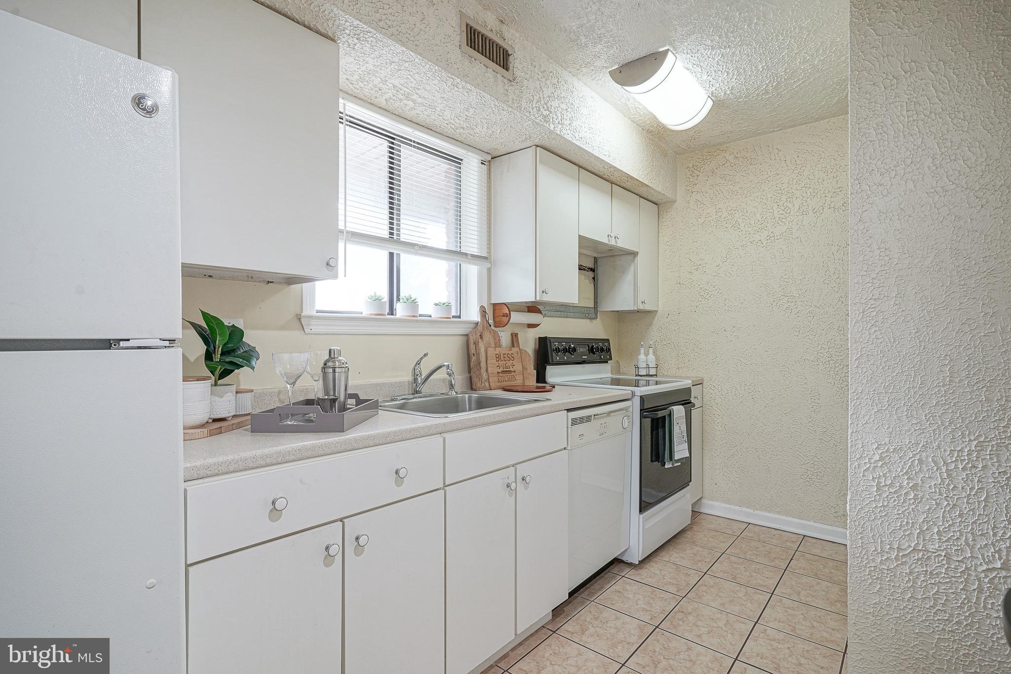 40 Tansboro Road, Unit 6C Berlin, NJ 08009 - Photo 5 of 25