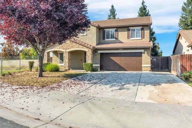 $449,900 | 1789 North Ellendale Avenue, Fresno, CA 93722