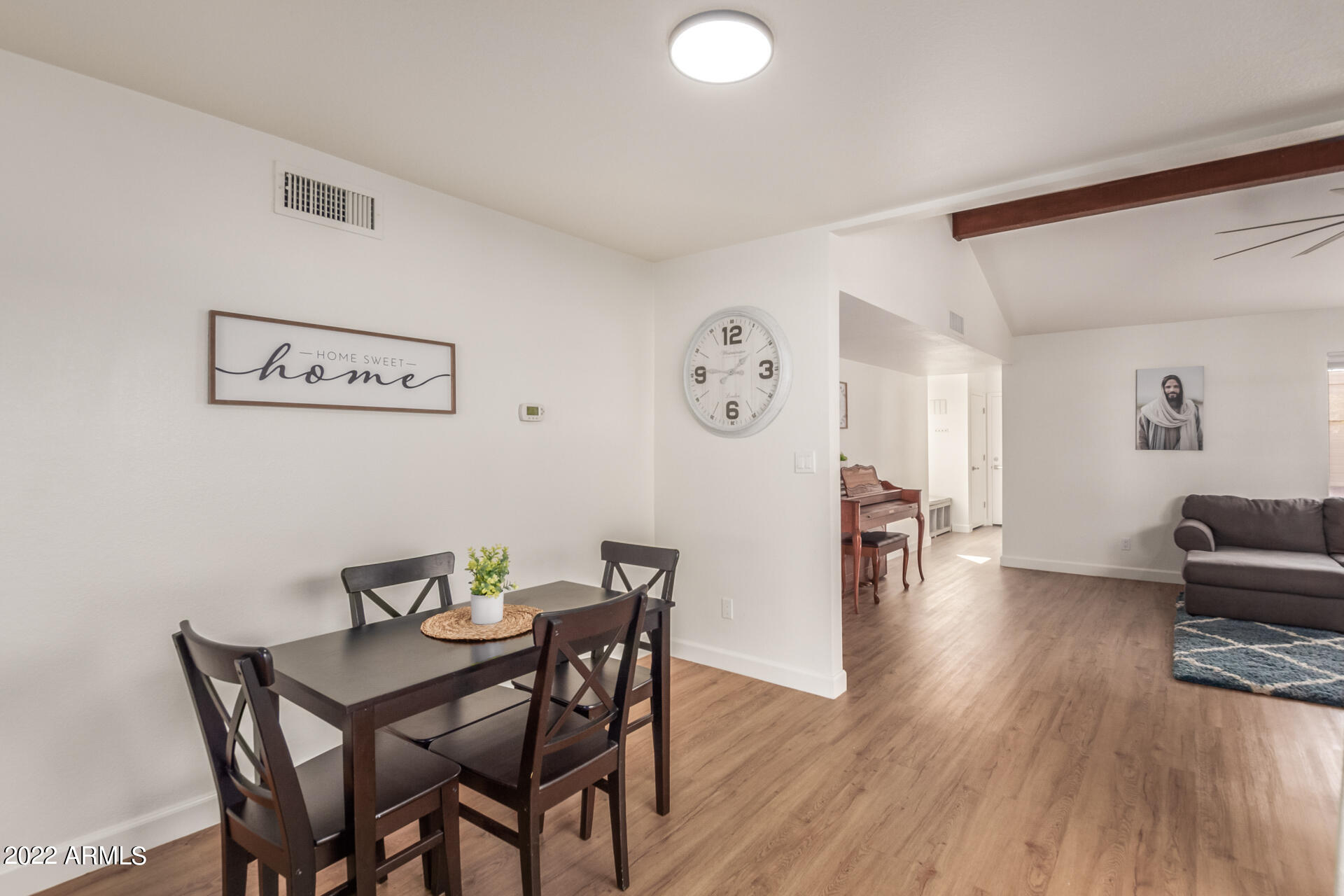 1360 East Brown Road, Unit 7 Mesa, AZ 85203 - Photo 12 of 60 15 - Brown