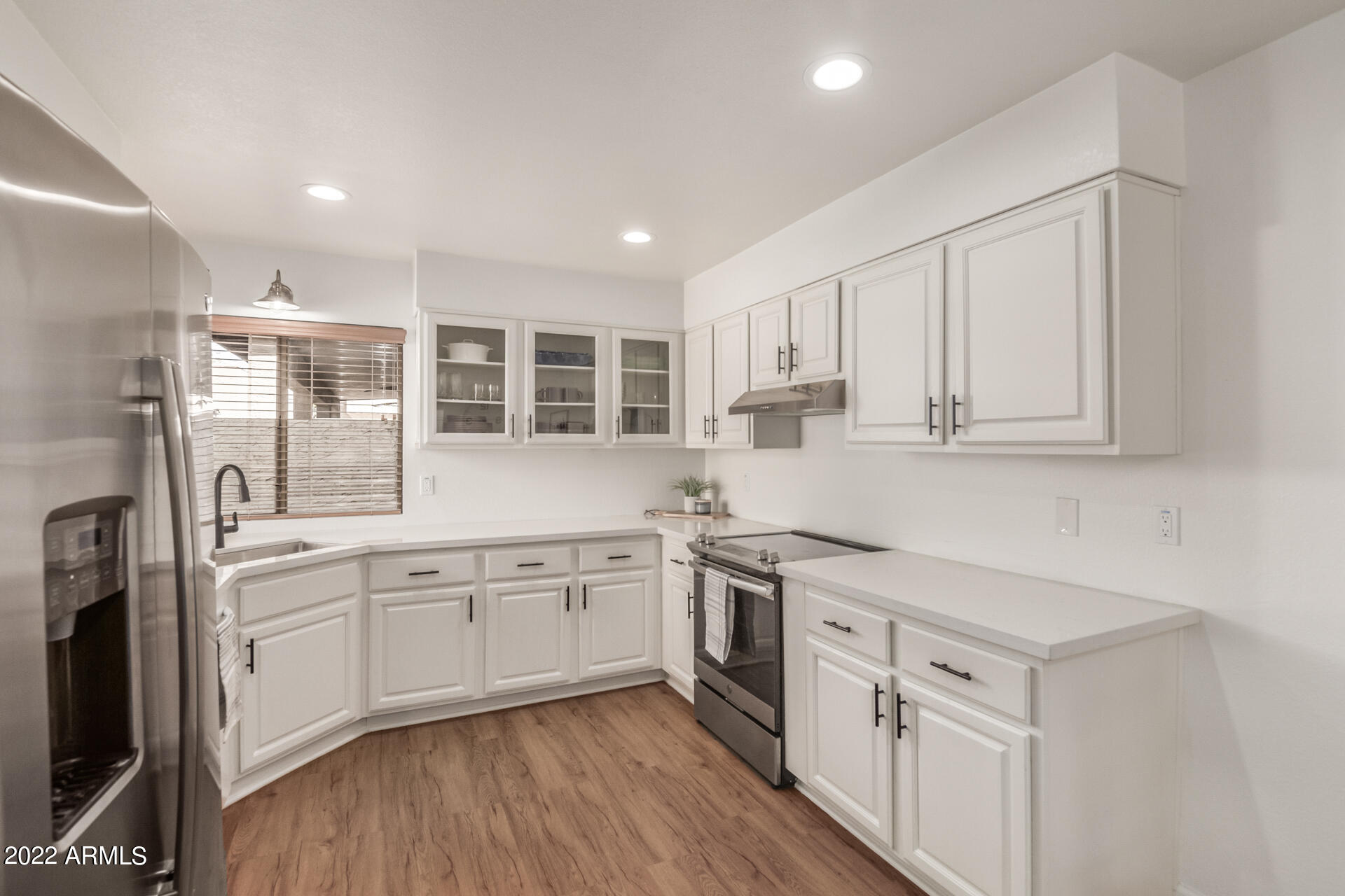 1360 East Brown Road, Unit 7 Mesa, AZ 85203 - Photo 16 of 60 19 - Brown