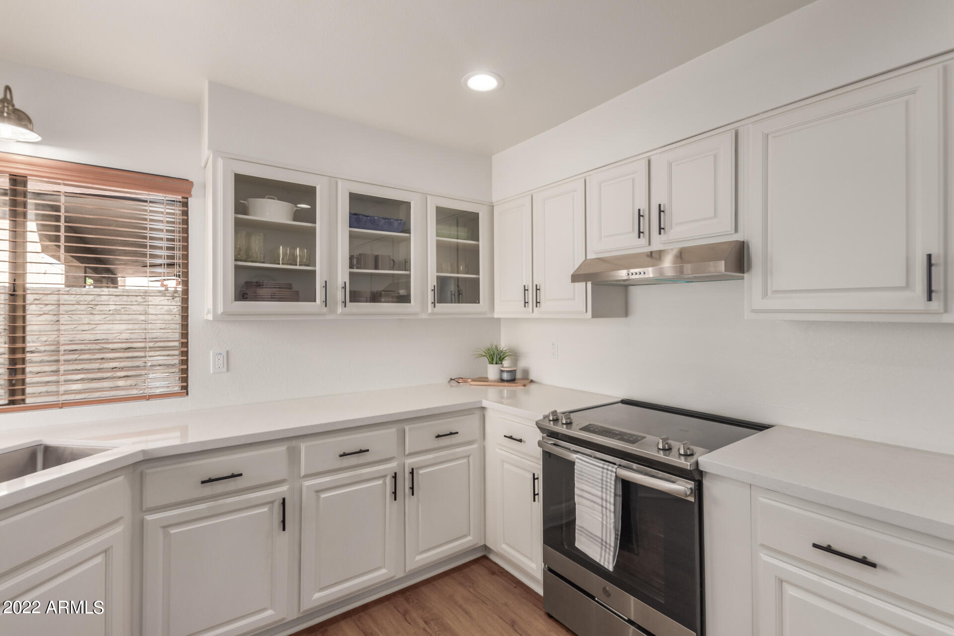 1360 East Brown Road, Unit 7 Mesa, AZ 85203 - Photo 18 of 60 21 - Brown