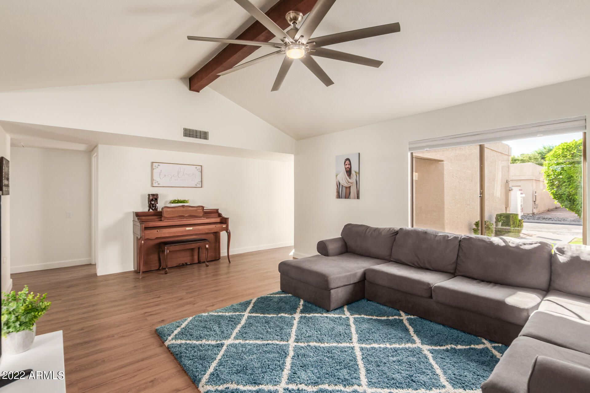 1360 East Brown Road, Unit 7 Mesa, AZ 85203 - Photo 8 of 60 11 - Brown