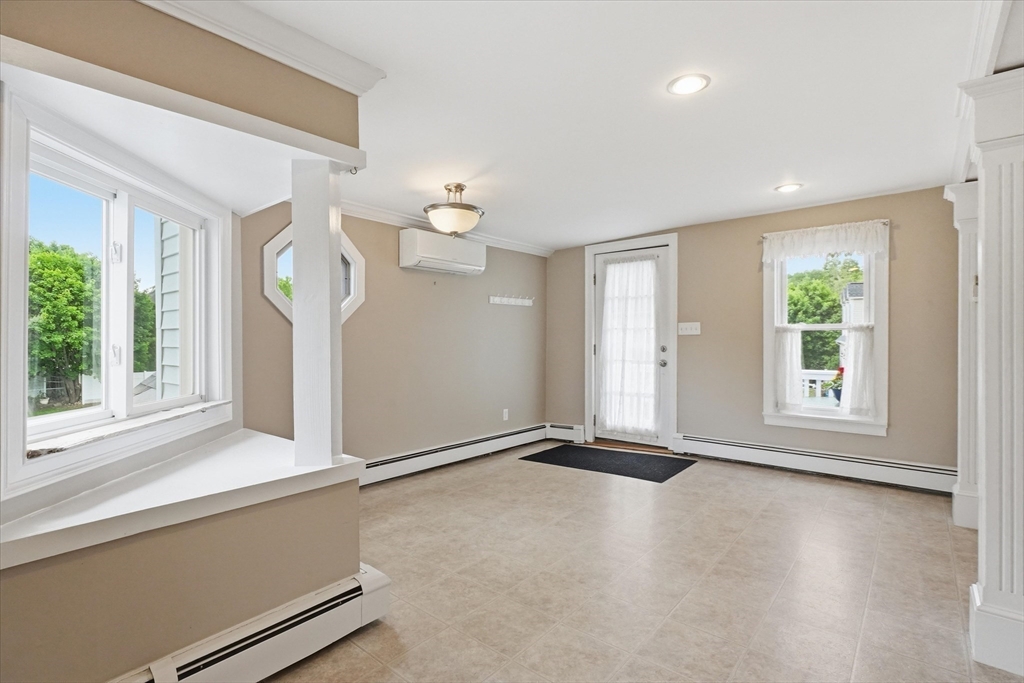 27 Haverhill Road, Unit B Amesbury, MA 01913 - Photo 5 of 36