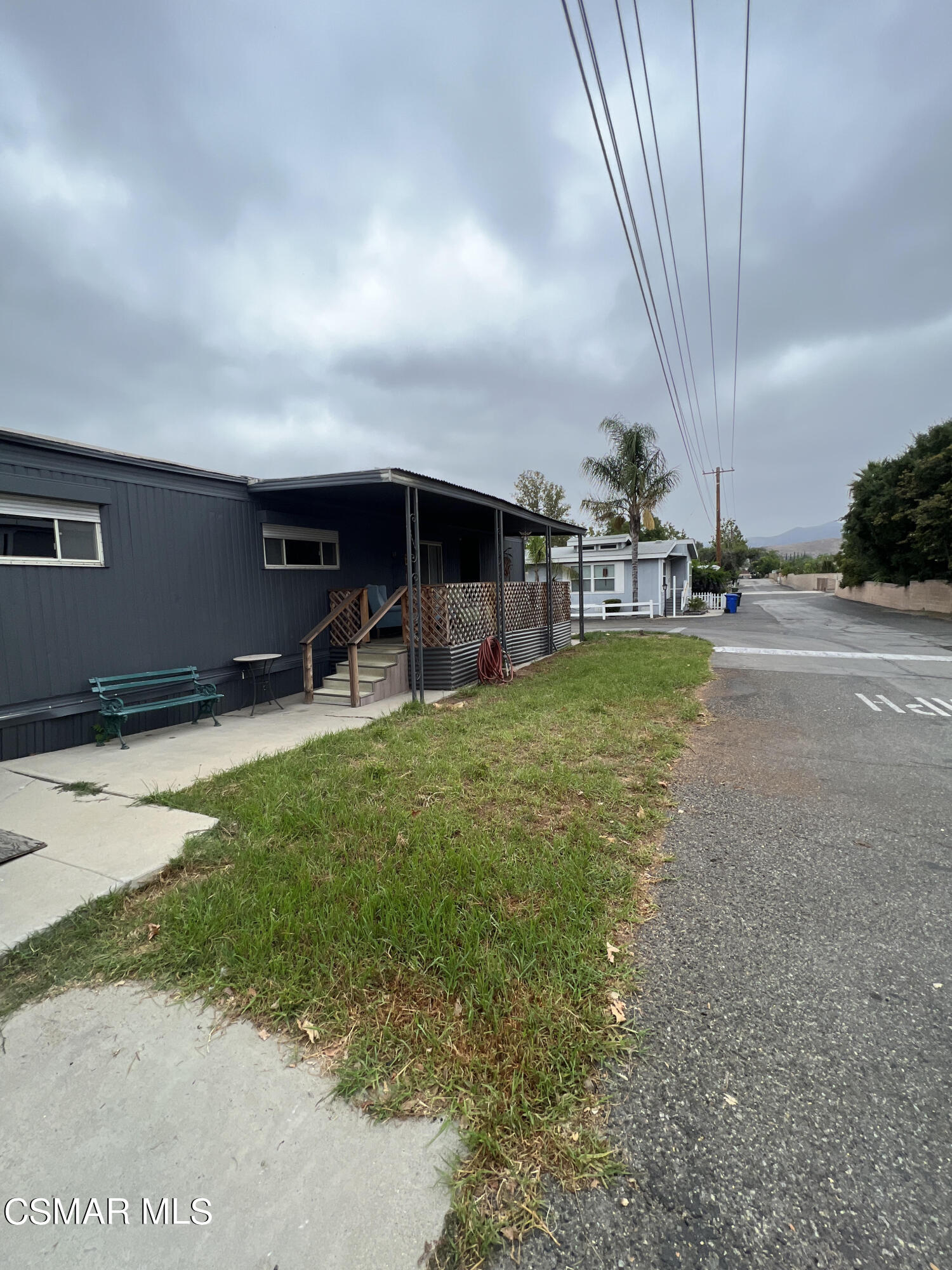 1550 Rory Lane, Unit 83 Simi Valley, CA 93063 - Photo 48 of 50 a view of a outdoor space