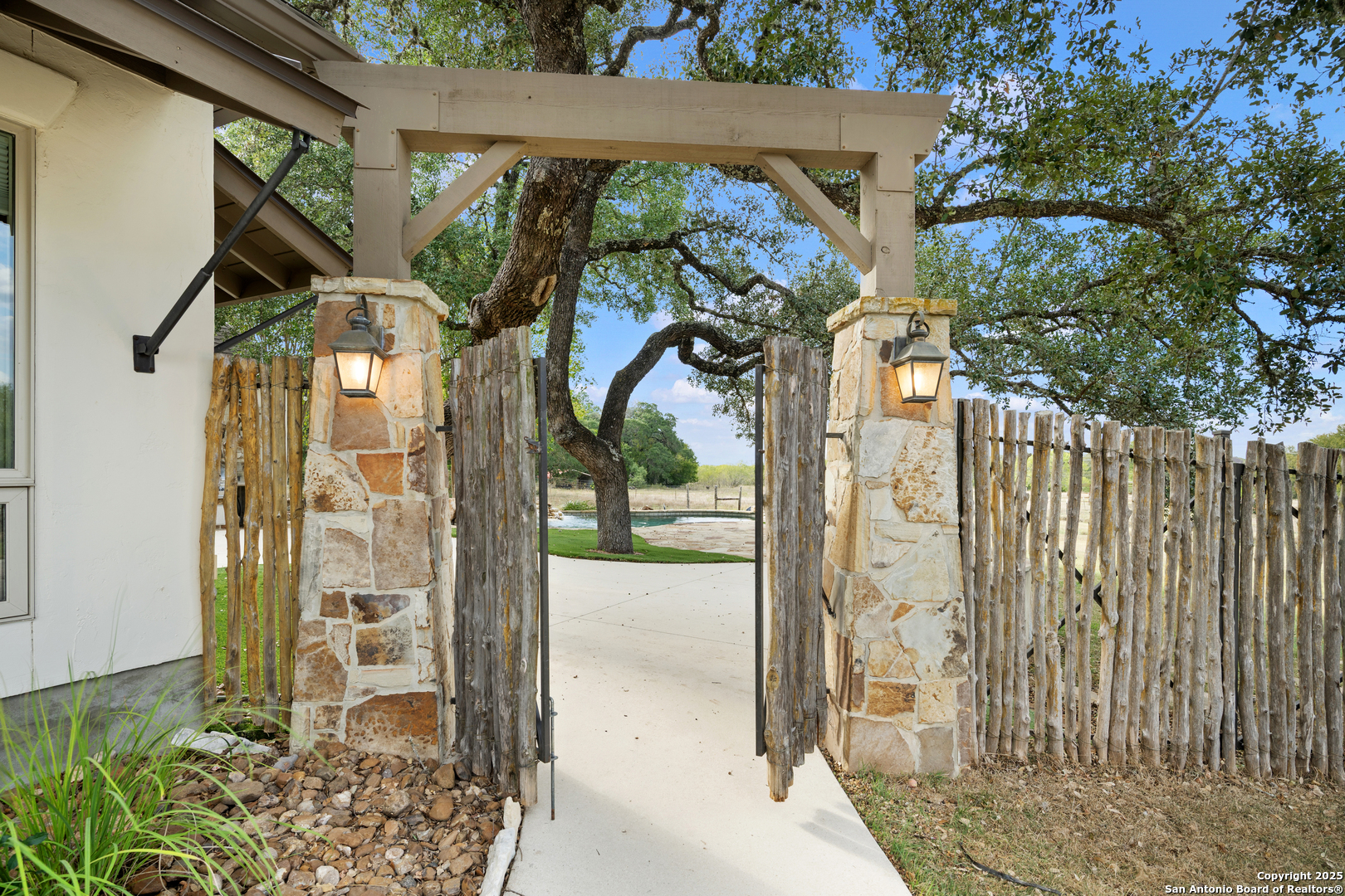 29755 No Le Hace Fair Oaks Ranch Fair Oaks Ranch, TX 78015 - Photo 29 of 53