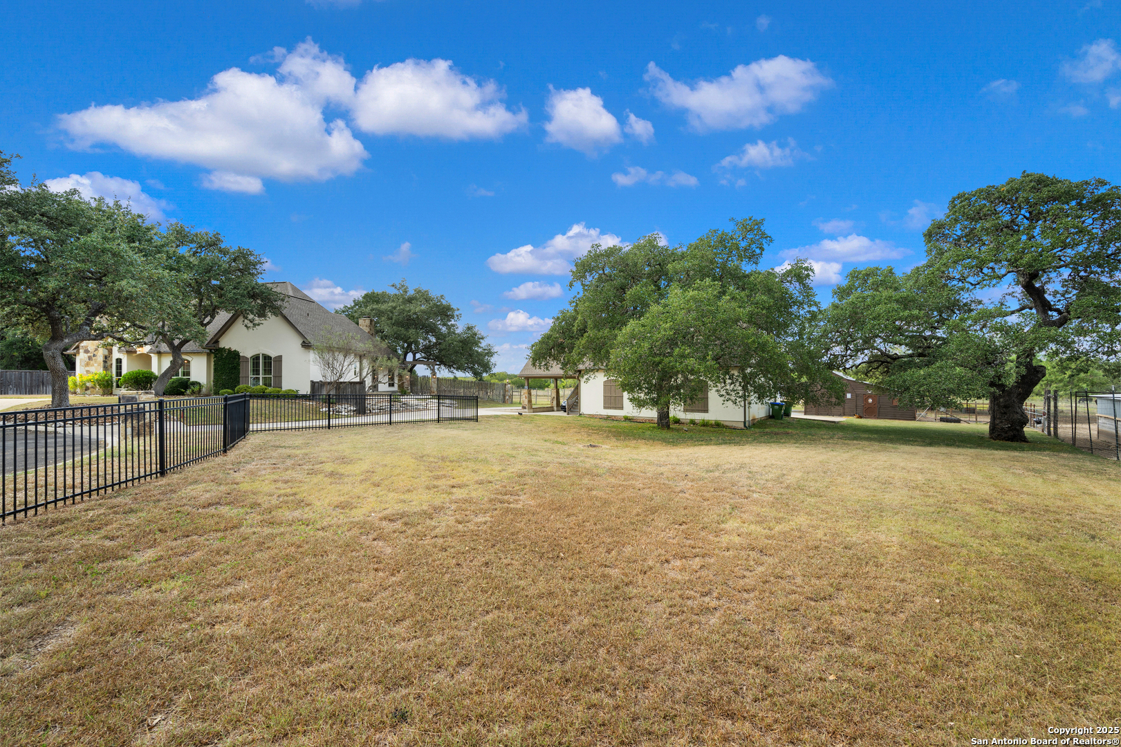 29755 No Le Hace Fair Oaks Ranch Fair Oaks Ranch, TX 78015 - Photo 30 of 53