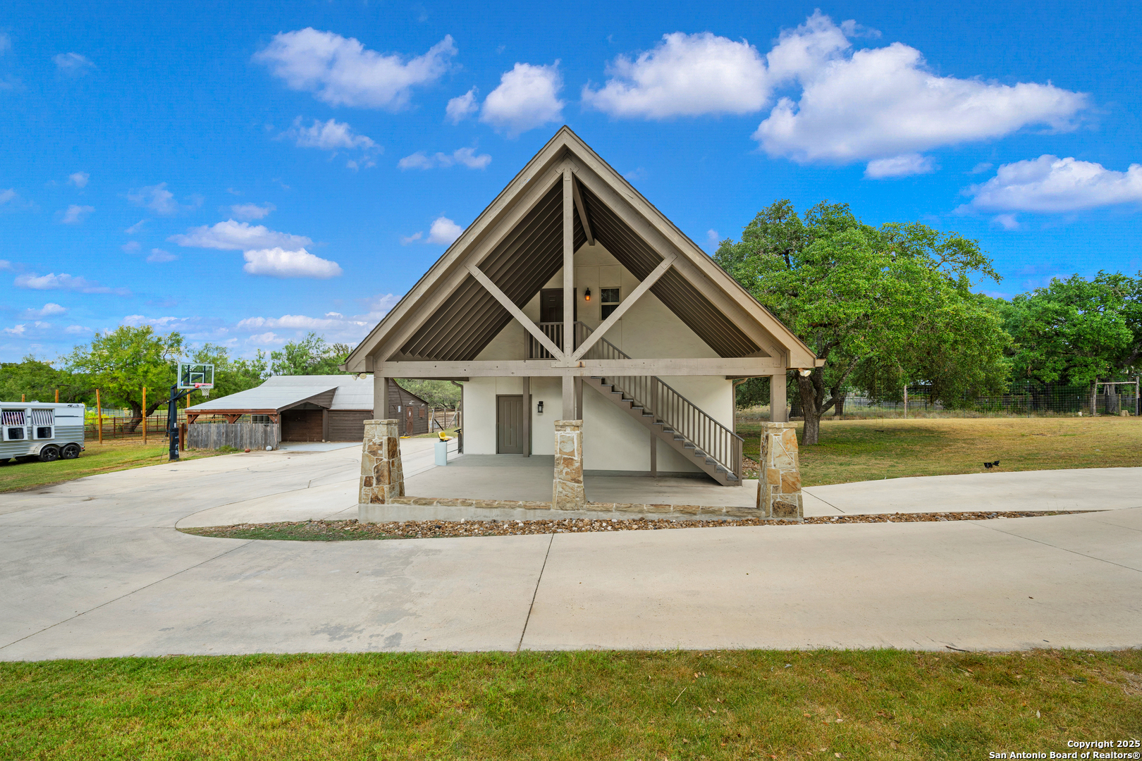 29755 No Le Hace Fair Oaks Ranch Fair Oaks Ranch, TX 78015 - Photo 32 of 53