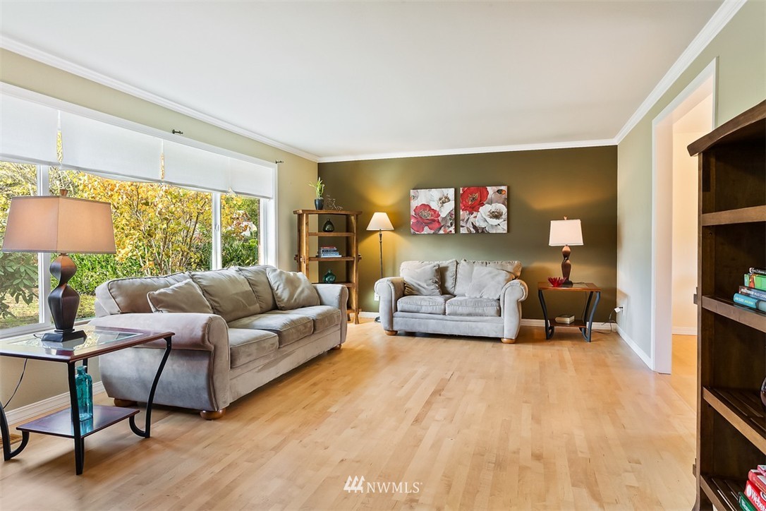 1908 Camas Avenue Northeast Renton, WA 98056 - Photo 3 of 25