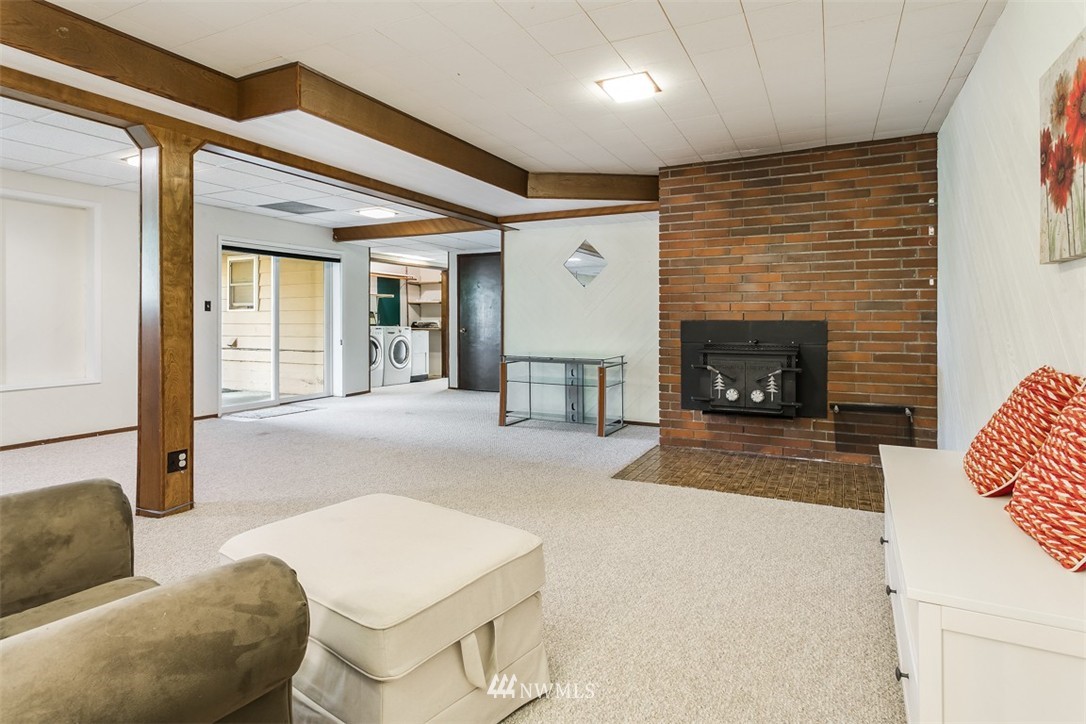 1908 Camas Avenue Northeast Renton, WA 98056 - Photo 22 of 25