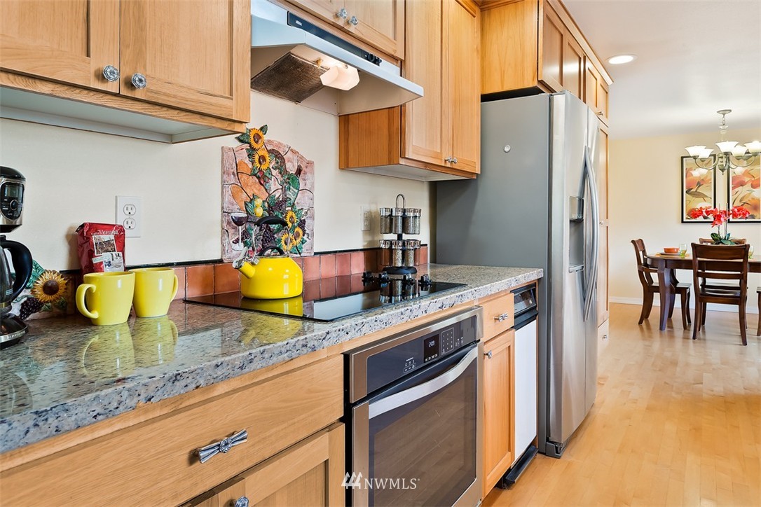 1908 Camas Avenue Northeast Renton, WA 98056 - Photo 6 of 25