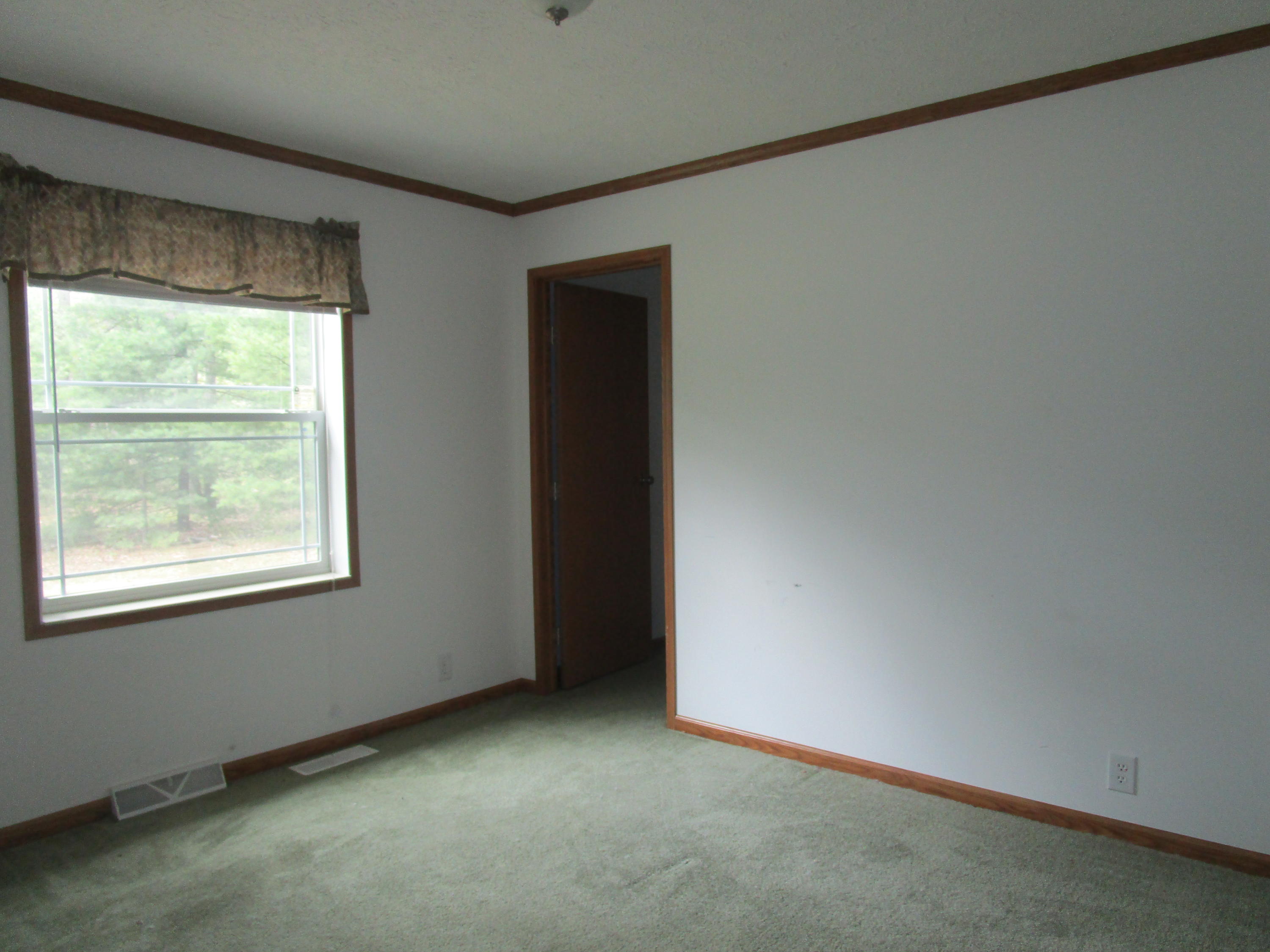 2554 Pearsall Road Fairview, MI 48621 - Photo 20 of 32 Gallery Image 20