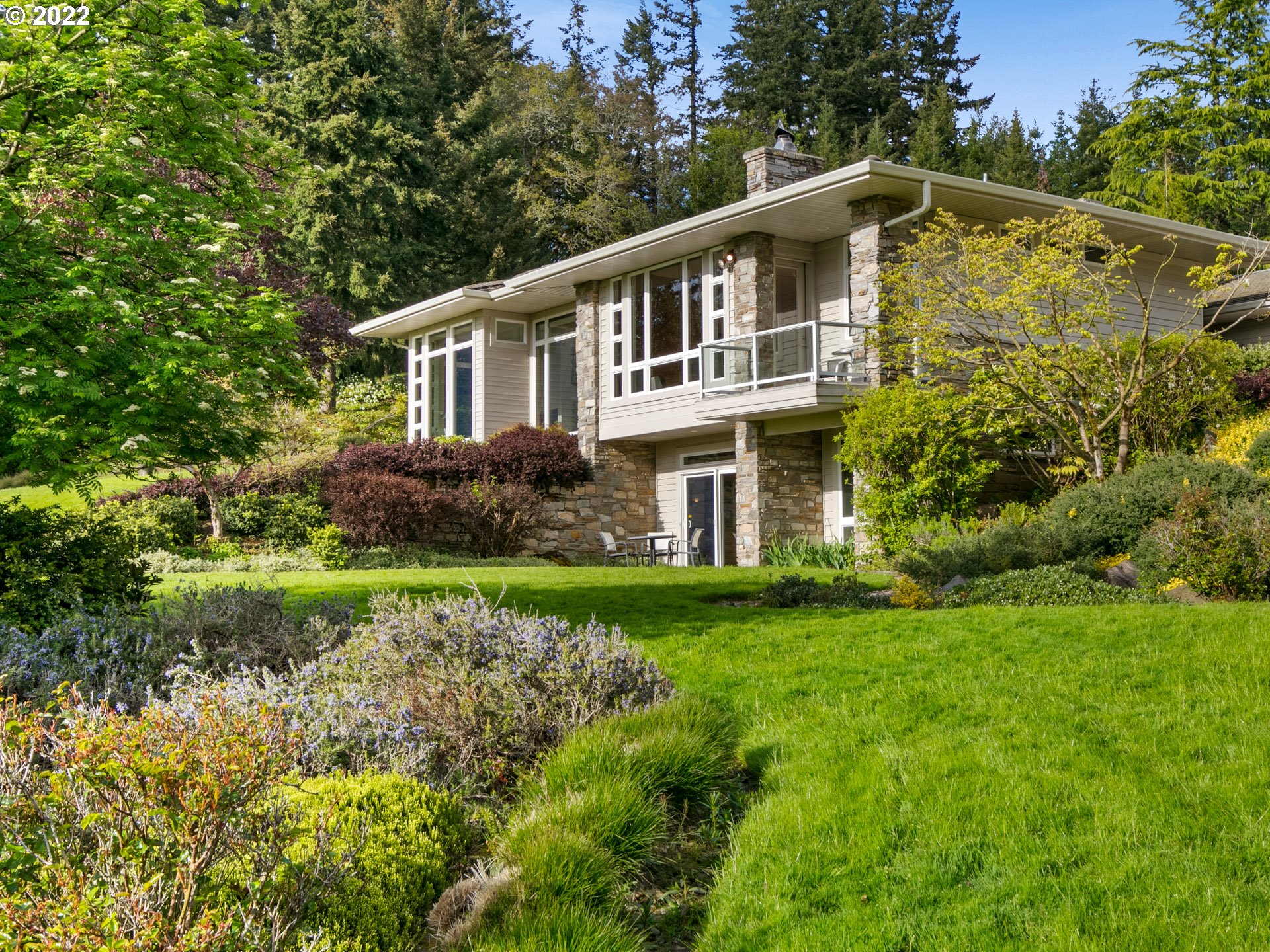 999 Southwest Hoffman Road West Linn, OR 97068 - Photo 30 of 32 Gallery Image 30