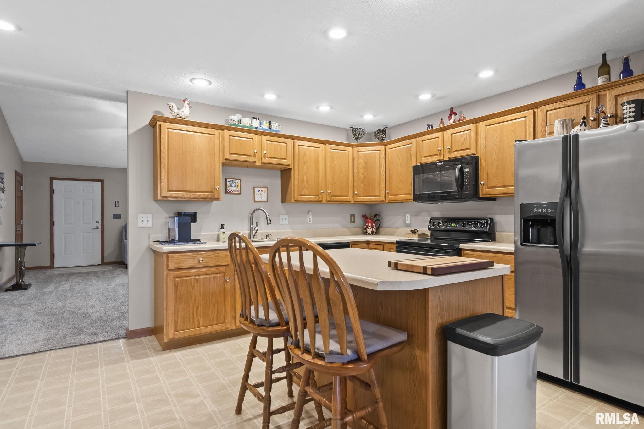 3914 Marryat Drive Springfield, IL 62711 - Photo 8 of 30 Gallery Image 8