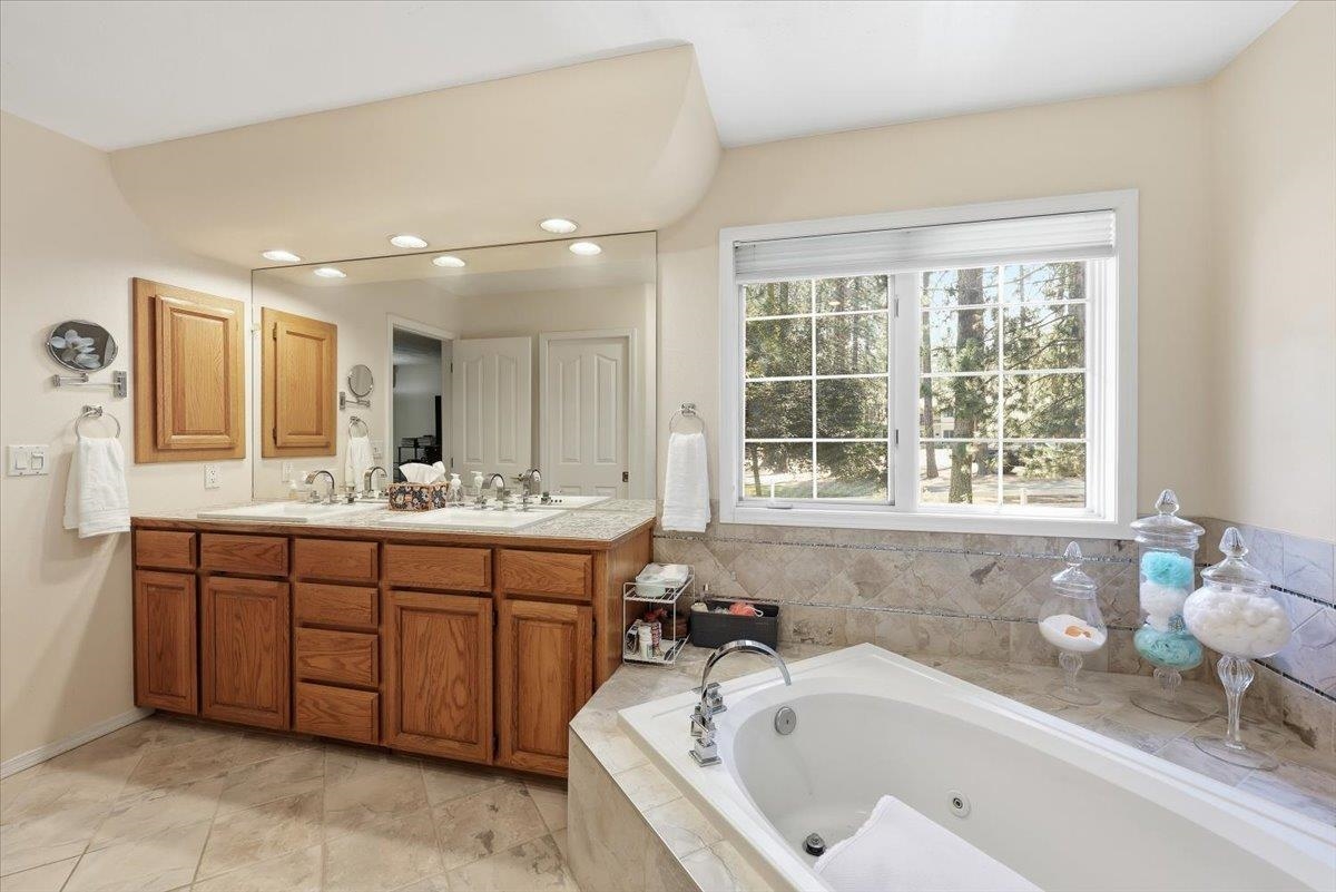 17224 North Brookside Lane Colbert, WA 99005 - Photo 17 of 50 Gallery Image 17
