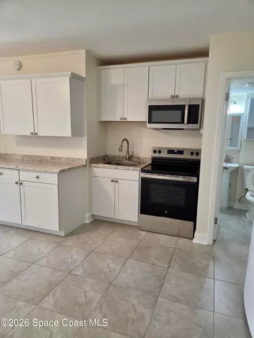 $950 | 1431 Oak Street, Unit 10, Melbourne, FL 32901