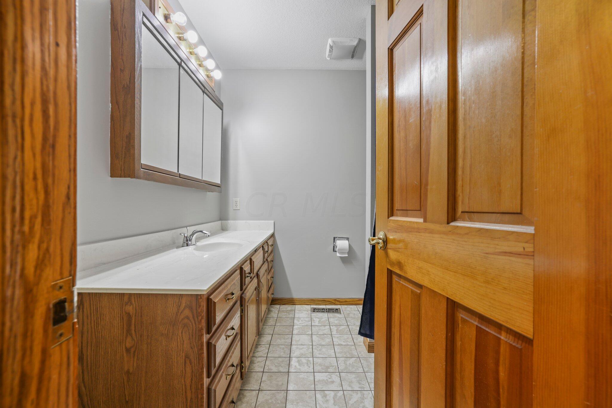 5839 Patton Road Northeast Newark, OH 43055 - Photo 72 of 89 96-web-or-mls-GR7A0466