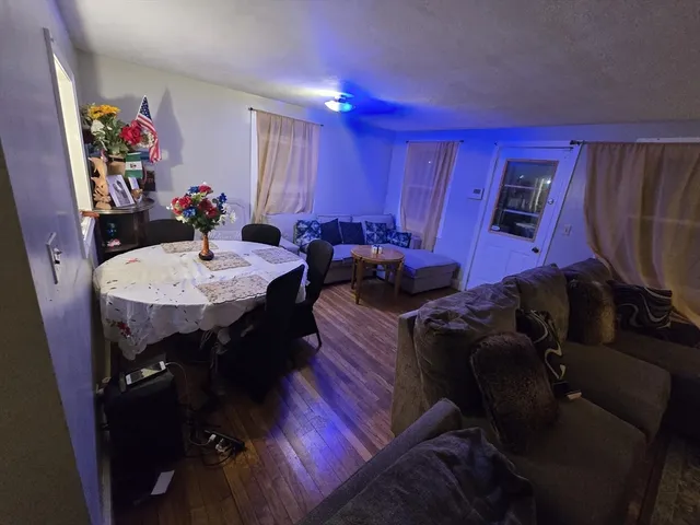 a view of a workspace with furniture