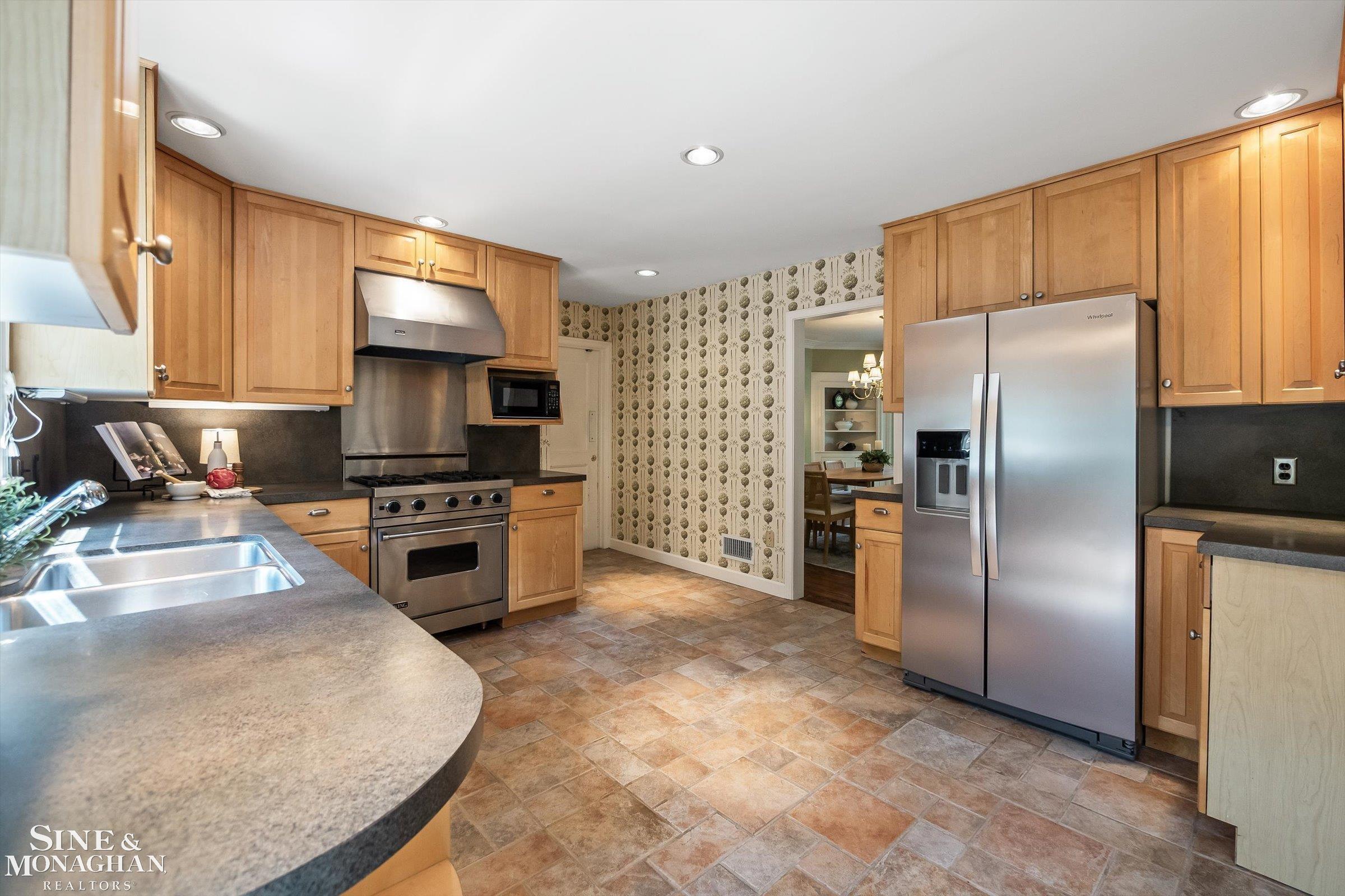 1023 Harvard Road Grosse Pointe, MI 48230 - Photo 19 of 49