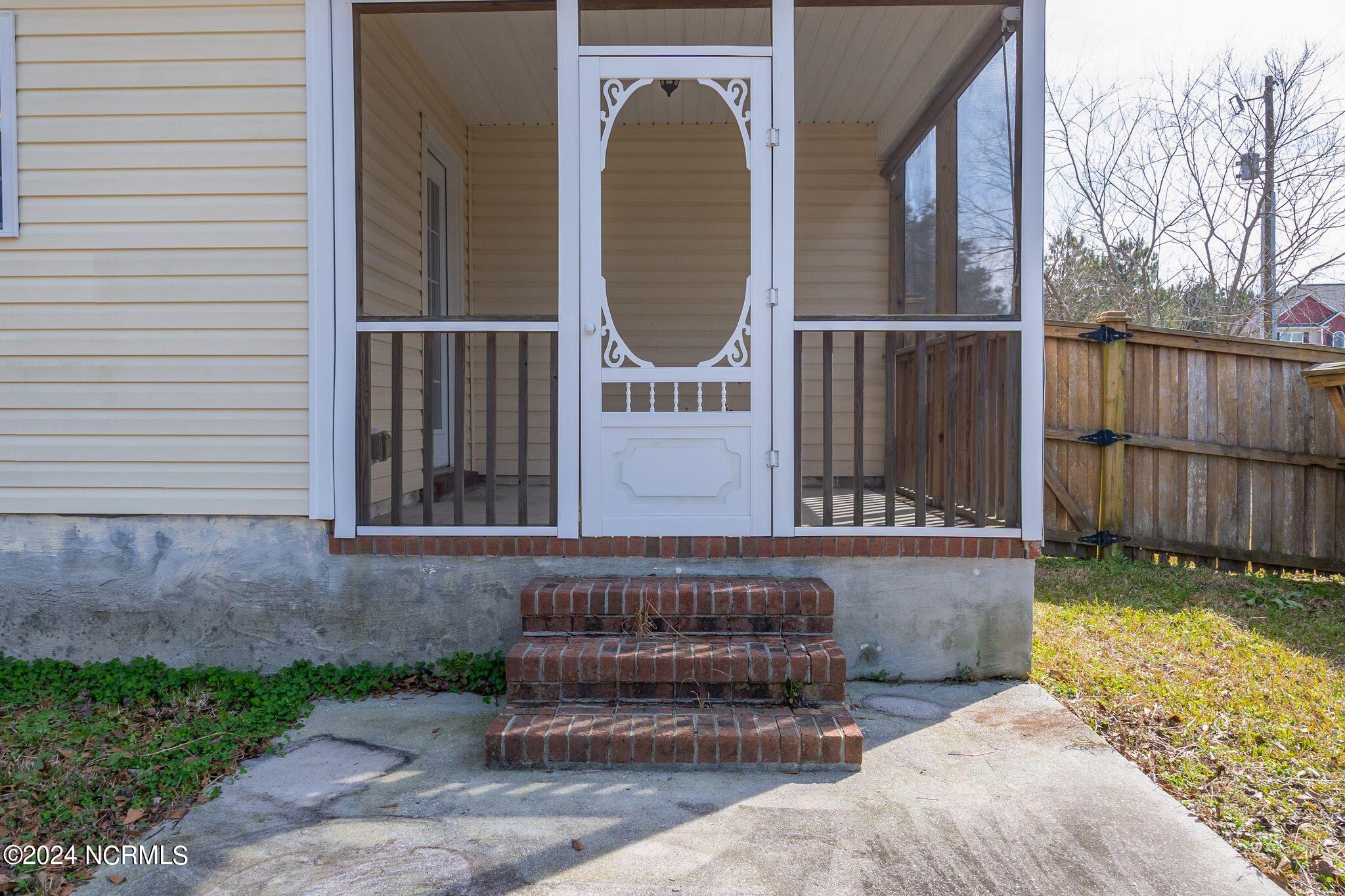 180 Baysden Road Chinquapin, NC 28521 - Photo 30 of 34 180 Baysden -32