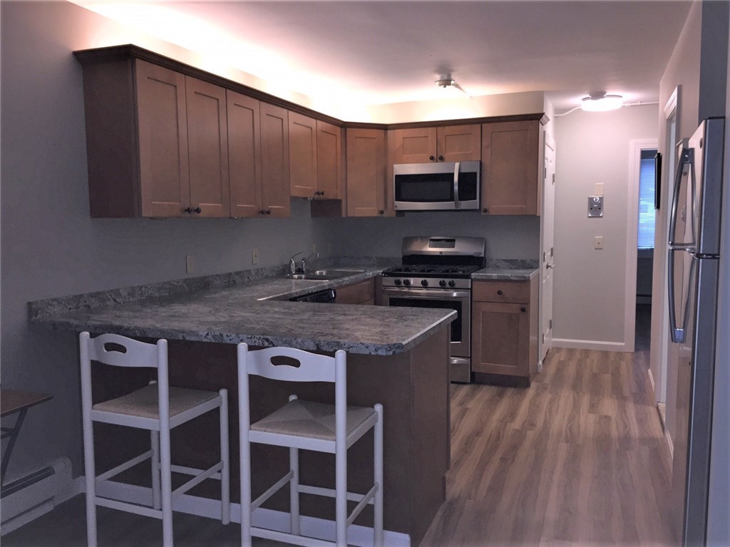 3940 Post Road, Unit B6 Warwick, RI 02886 - Photo 12 of 15 Gallery Image 12