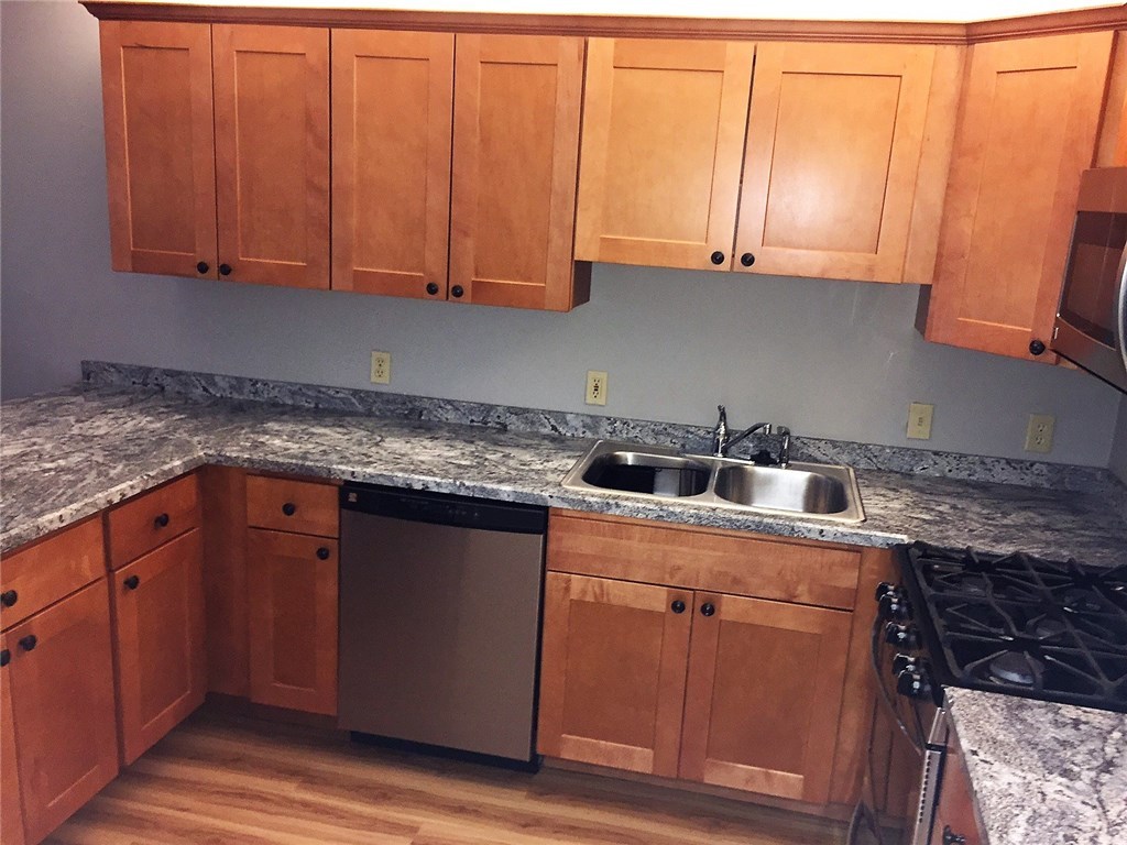 3940 Post Road, Unit B6 Warwick, RI 02886 - Photo 8 of 15 Gallery Image 8