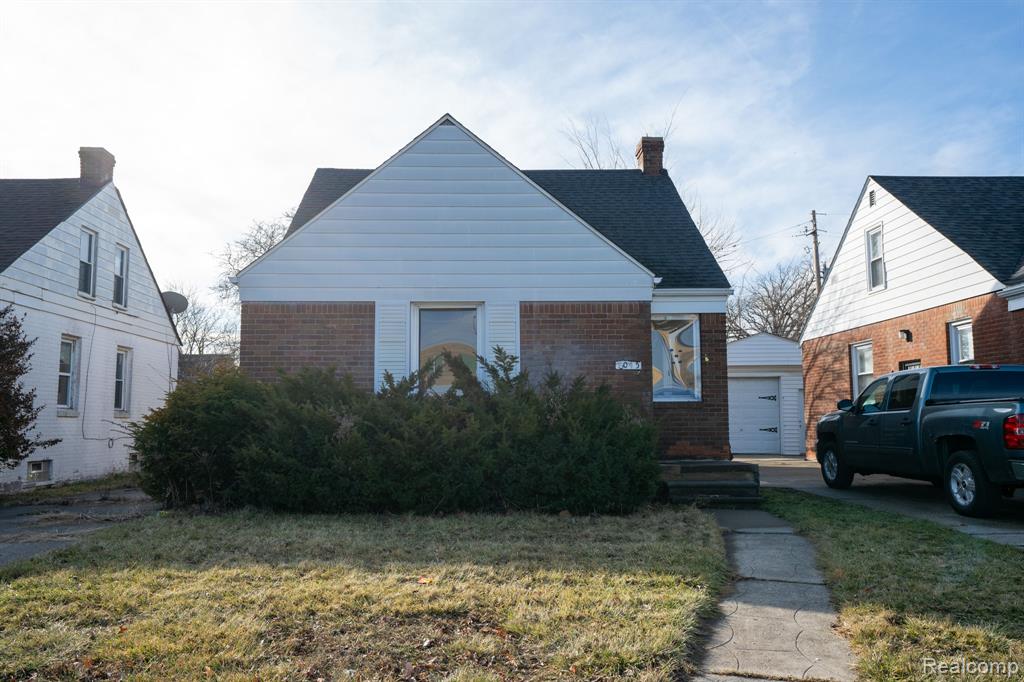 5045 Cadieux Road Detroit, MI 48224 - Photo 1 of 24