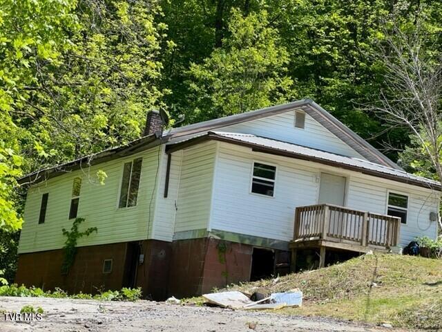 1438 Ely Town Road Pennington Gap, VA 24277 - Photo 1 of 35 Pix. 4