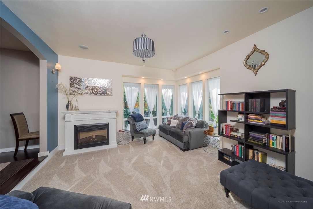 7215 Lower Ridge Road Everett, WA 98203 - Photo 13 of 25