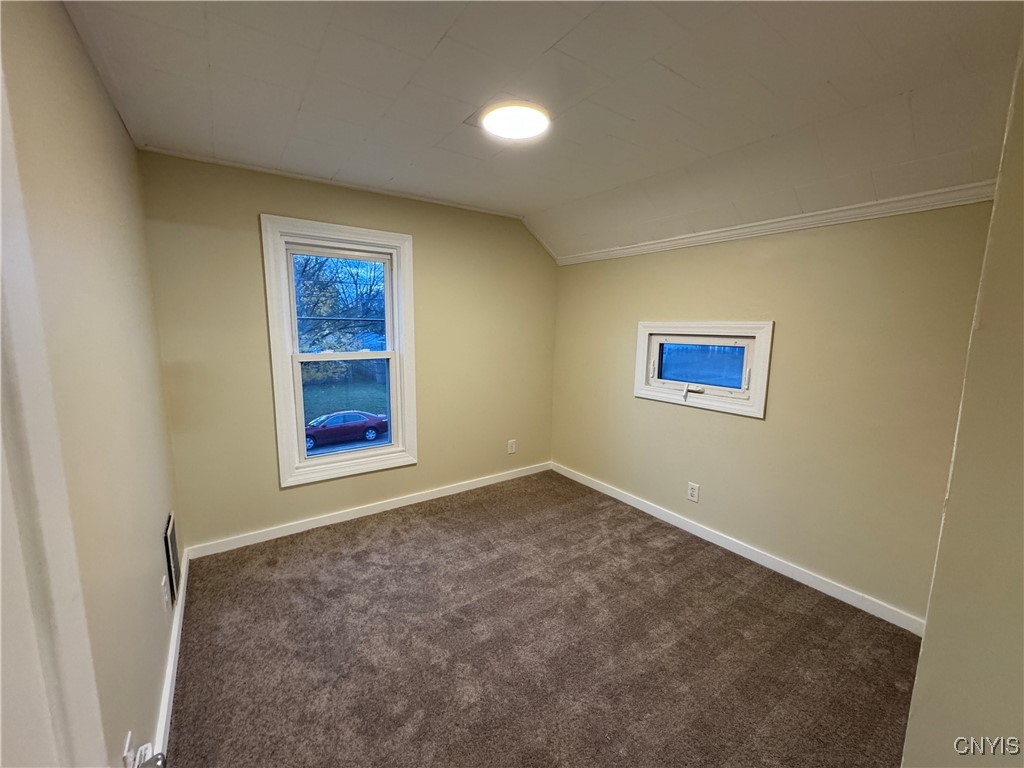 302 North Main Street Lenox, NY 13032 - Photo 36 of 47