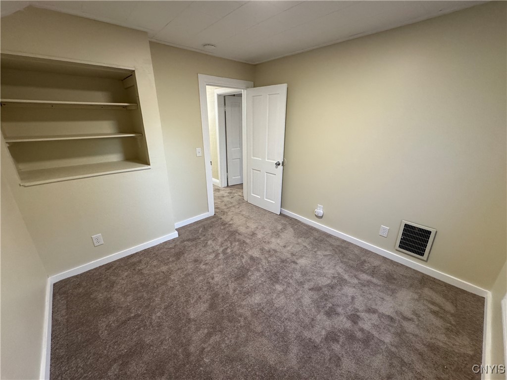 302 North Main Street Lenox, NY 13032 - Photo 37 of 47