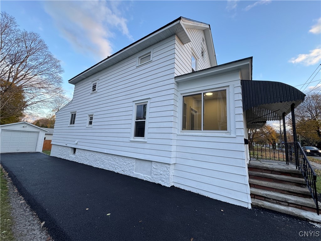 302 North Main Street Lenox, NY 13032 - Photo 38 of 47