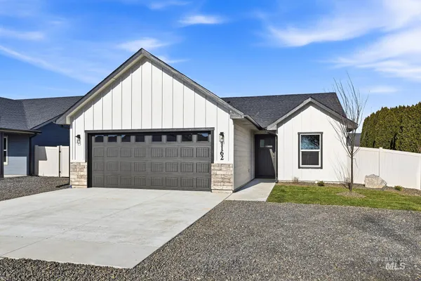 $325,000 | 1132 Velvet Loop, Wilder, ID 83676