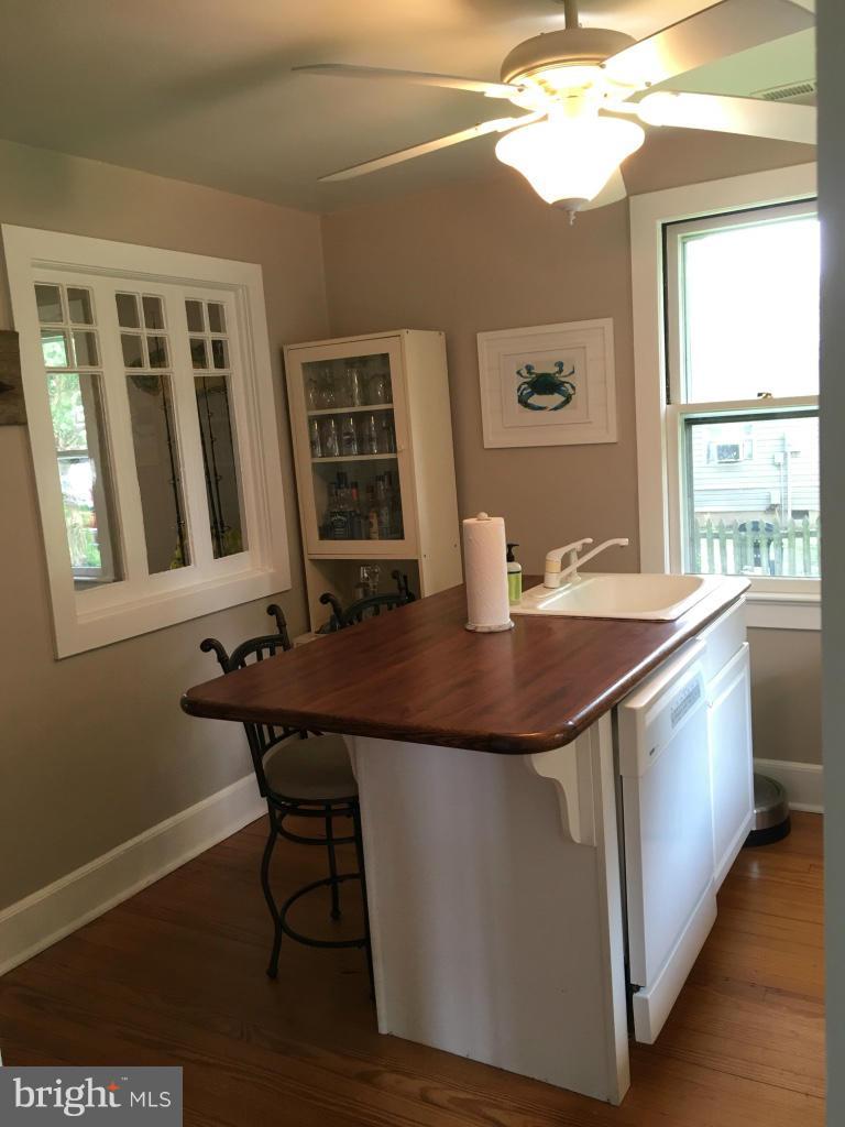 5835 Coleman Road Rock Hall, MD 21661 - Photo 7 of 28 Kitchen