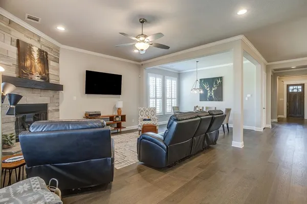 $529,000 | 2001 Kati Jane Lane, Midlothian, TX 76065