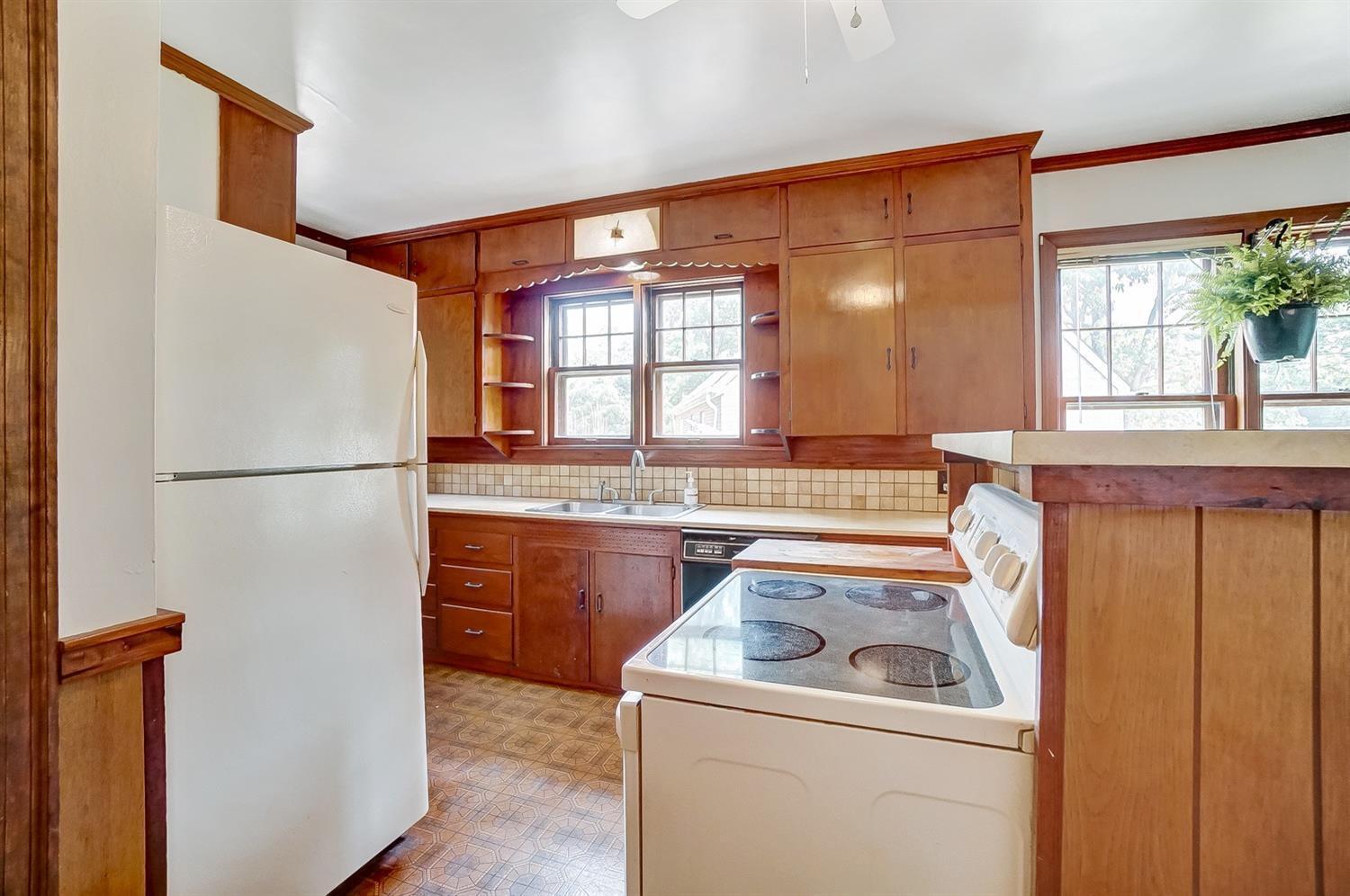 9501 Winton Road Cincinnati, OH 45231 - Photo 12 of 41