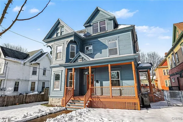 $1,900 | 302 Kellogg Street, Unit 2, Syracuse, NY 13204