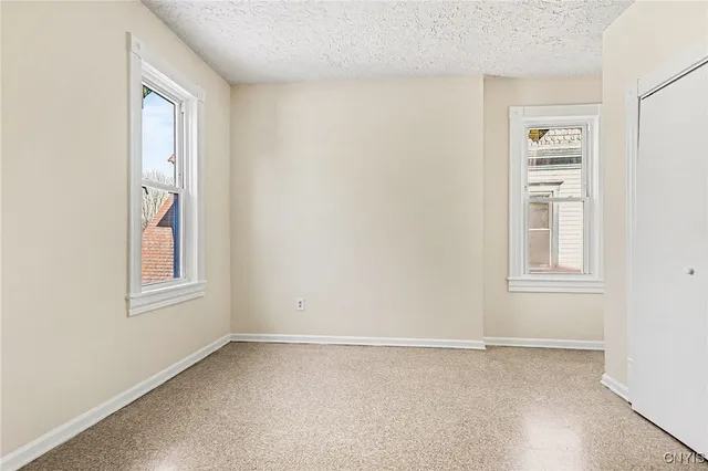 $1,900 | 302 Kellogg Street, Unit 2, Syracuse, NY 13204