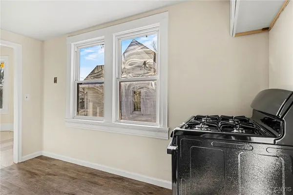 $1,900 | 302 Kellogg Street, Unit 2, Syracuse, NY 13204