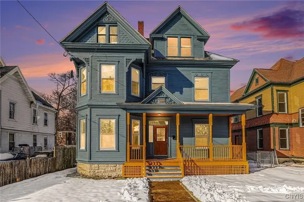 $1,900 | 302 Kellogg Street, Unit 2, Syracuse, NY 13204