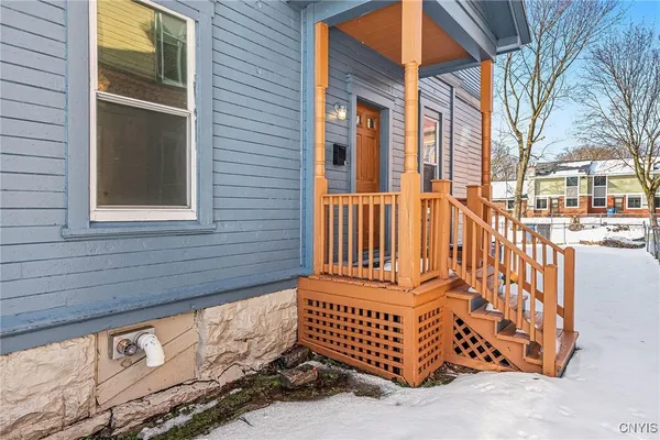 $1,900 | 302 Kellogg Street, Unit 2, Syracuse, NY 13204