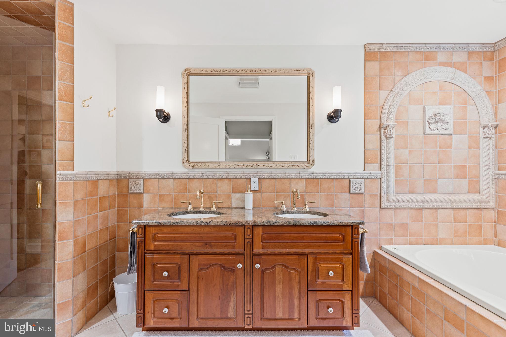 528 Custis Road Glenside, PA 19038 - Photo 41 of 60 Primary Bath