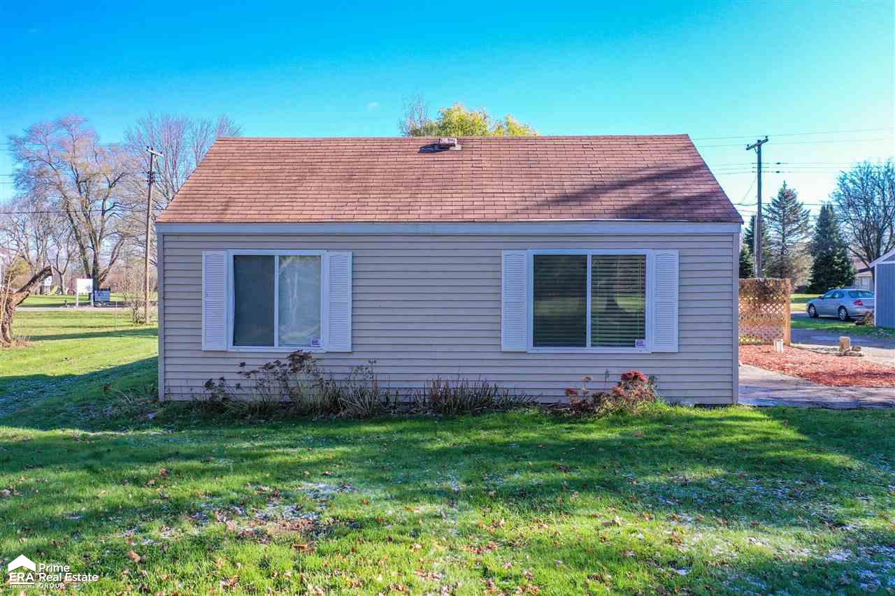 4083 North Center Road Flint, MI 48506 - Photo 42 of 49 50061272-44.JPG
