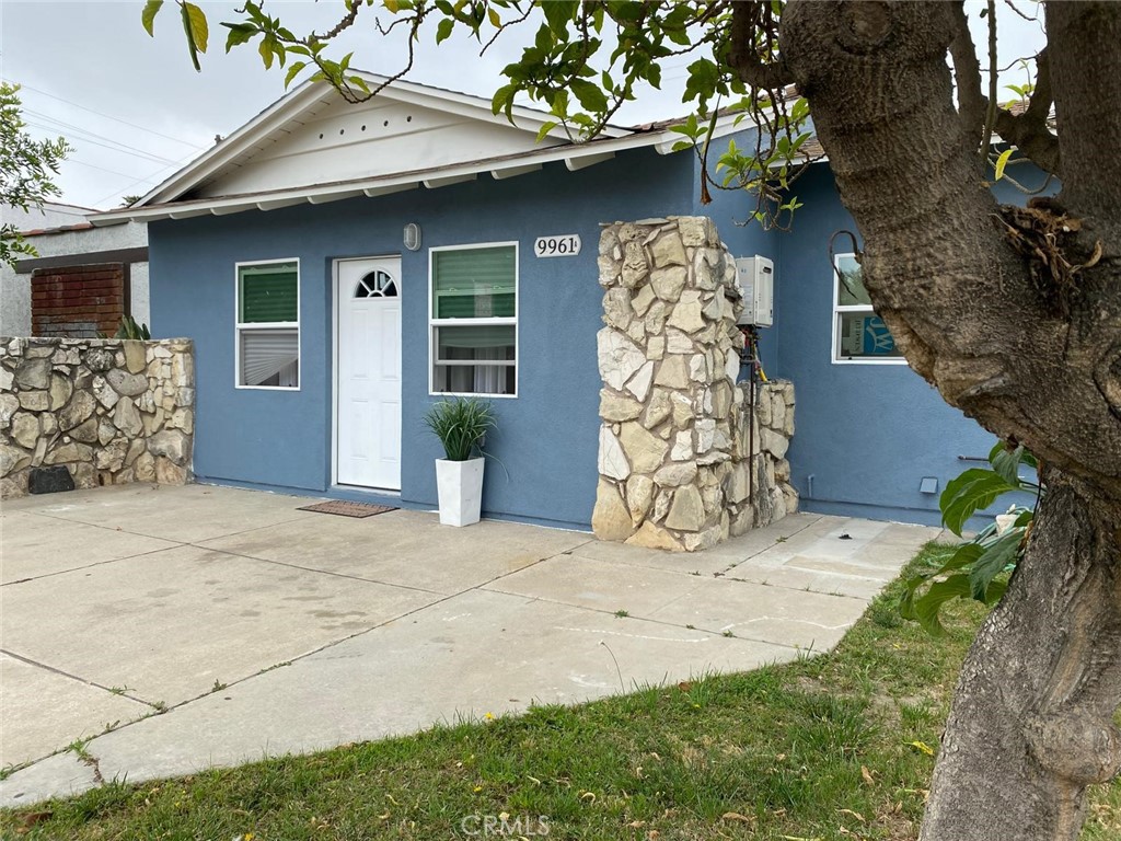 9961 Richeon Avenue Downey, CA 90240 - Photo 19 of 45