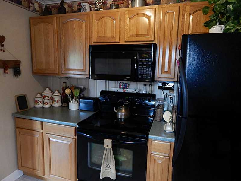 72 Tower Street Westerly, RI 02891 - Photo 5 of 25 Kitchen.